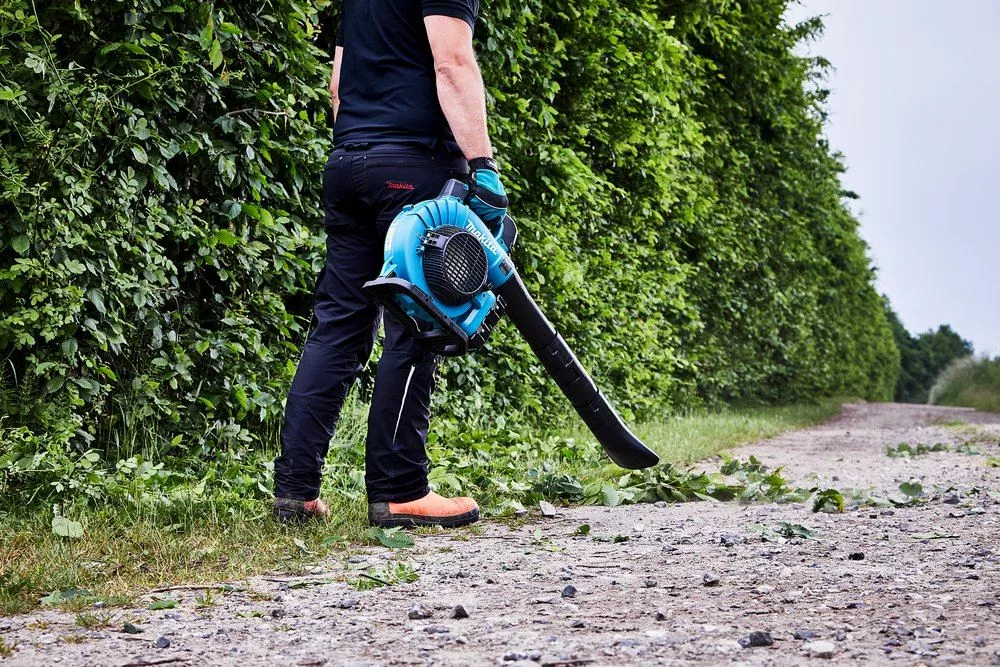 Makita Akku-Laubbläser und -sauger DUB363PT2V mit 2 x 5 Ah Akku und Doppel-Ladegerät - Modell 2025-Neu - Image 7