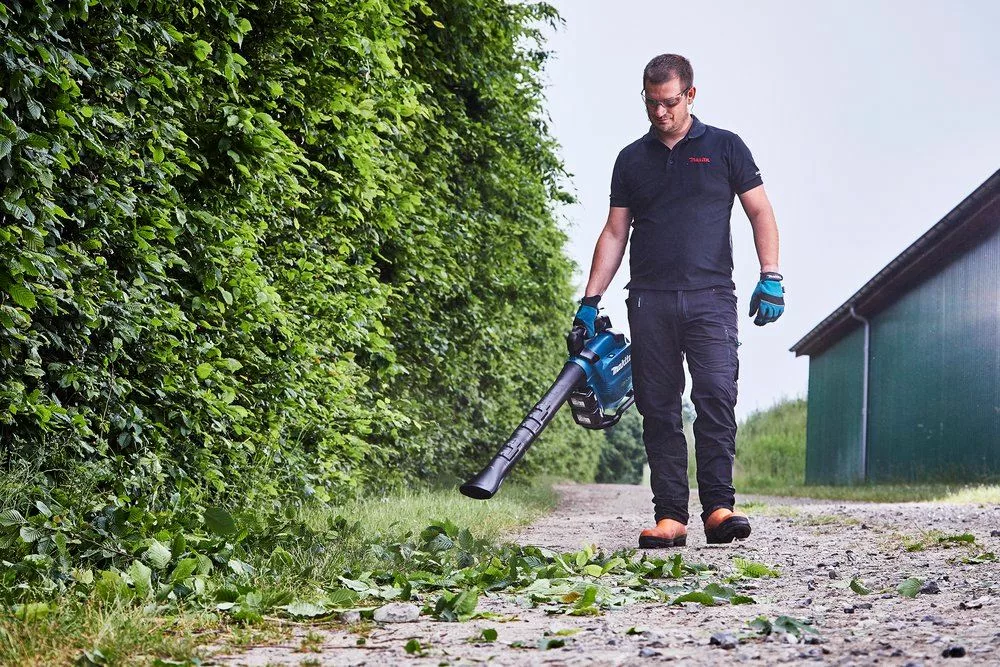 Makita Akku-Laubbläser und -sauger DUB363PT2V mit 2 x 5 Ah Akku und Doppel-Ladegerät - Modell 2025-Neu - Image 8